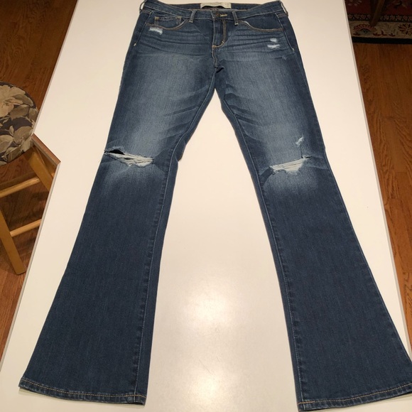 Abercrombie and Fitch Distressed Bootcut Jeans NEW - Picture 2 of 8